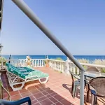 The Lighthouse Horizon Apartman *