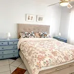 The Lighthouse Horizon Apartman *