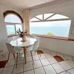 The Lighthouse Horizon Apartman El Faro