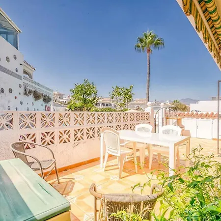 The Lighthouse Horizon Apartment *